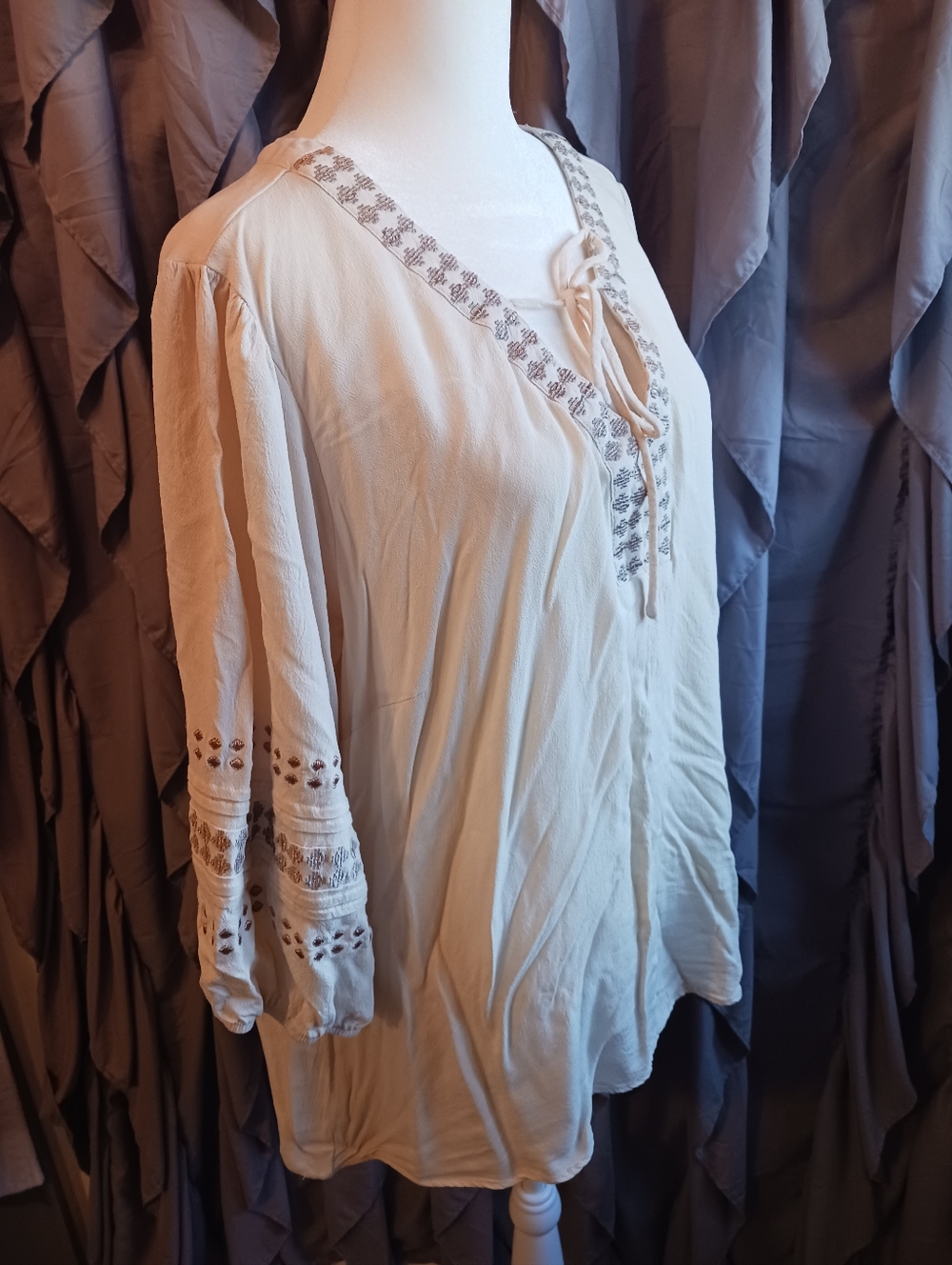 I.N. Studio Womens 2X Lightweight Blouse Cream Embroidered Boho Indie Coastal